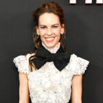 Hilary-Swank-baby-Bump-santa-shutter-ftr.jpg