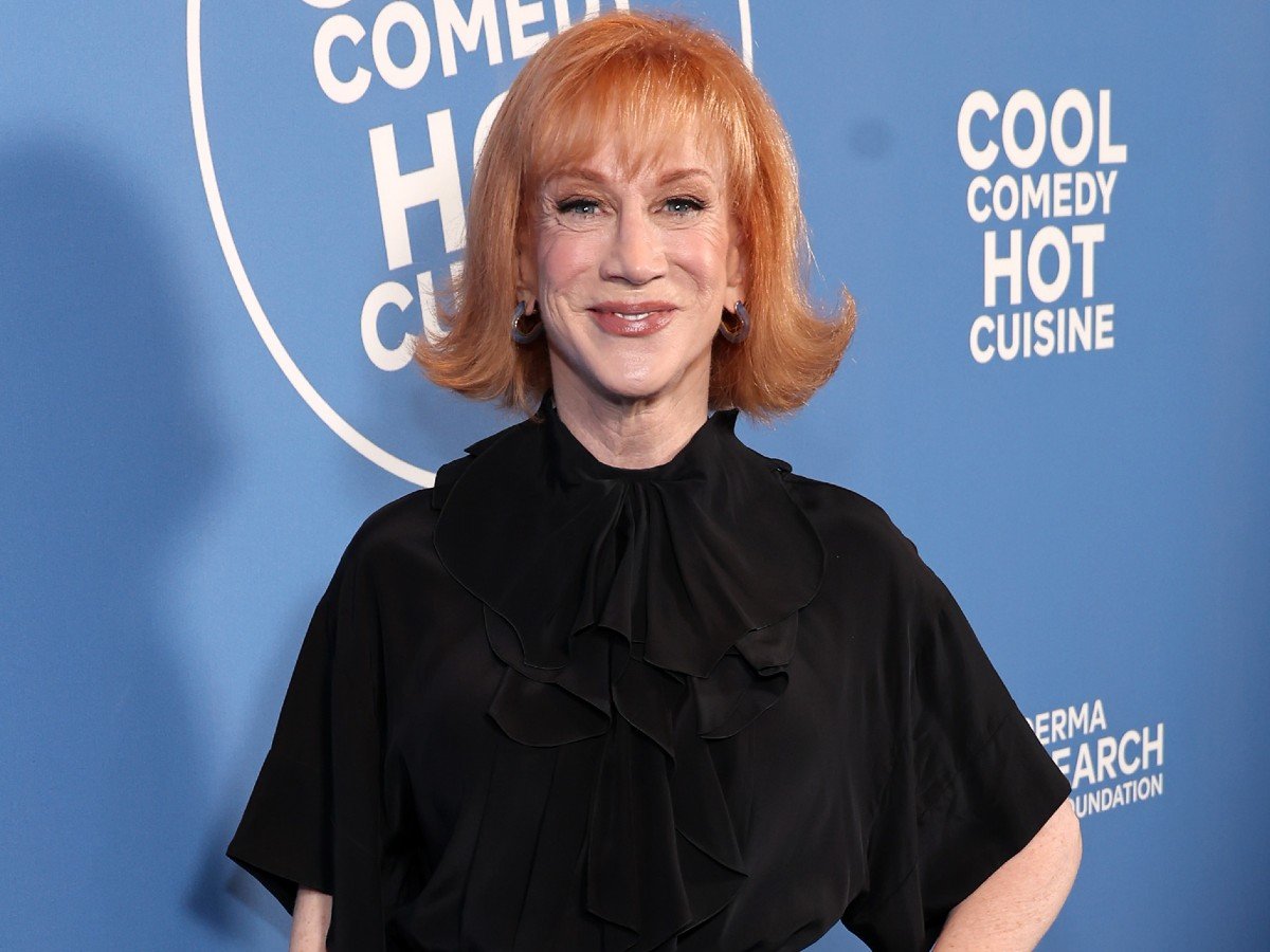 kathy-griffin-black-dress.jpg