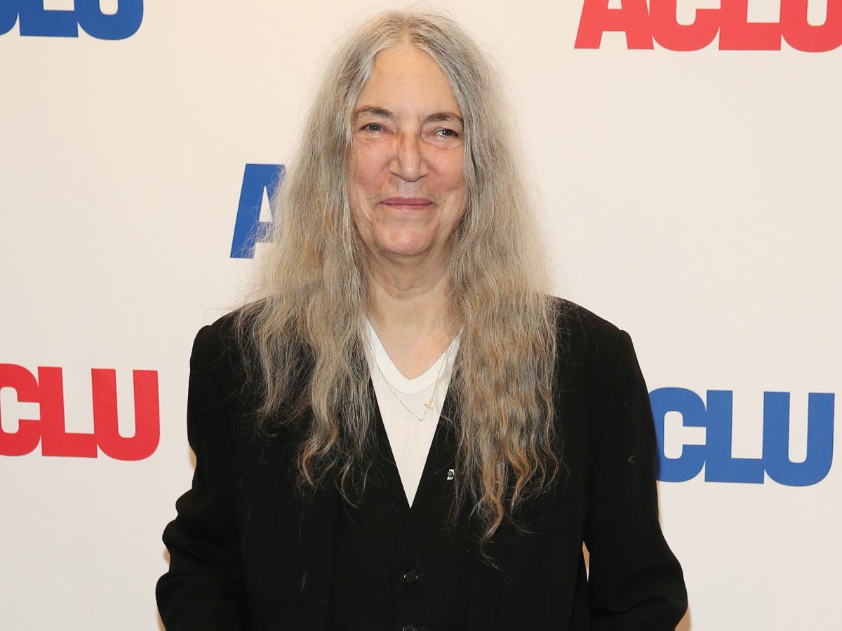 patti-smith-black-jacket.jpg